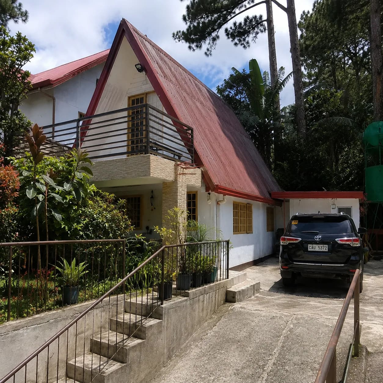 Vos Private Villa — exterior view, Camp 7 Baguio